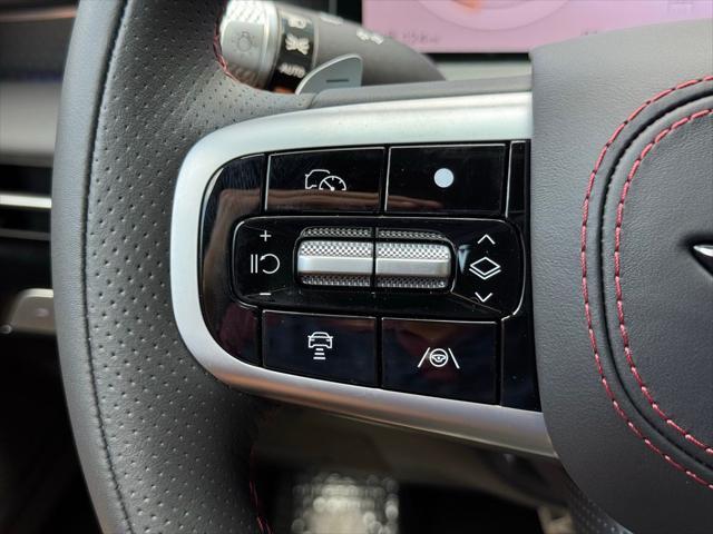 Photo of 2025 Uyuni White Genesis G80