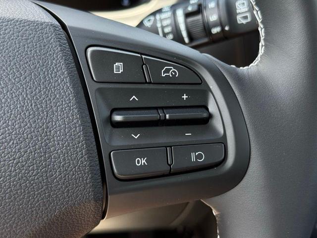 Photo of 2025 Ecotronic Gray w/Black Roof Hyundai VENUE