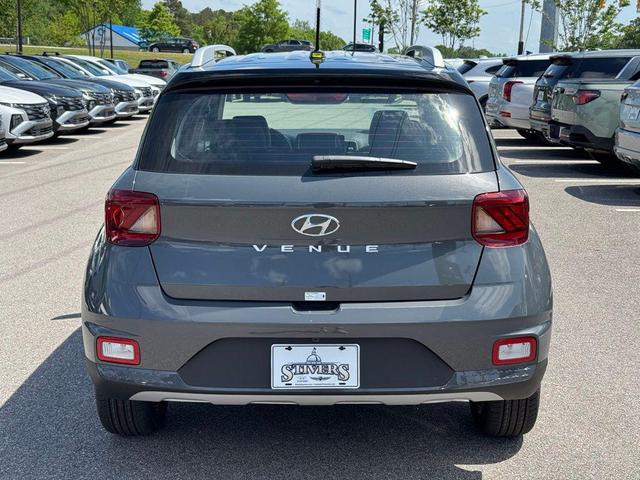 Photo of 2025 Ecotronic Gray w/Black Roof Hyundai VENUE