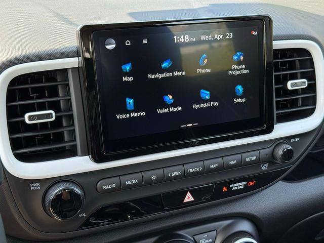 Photo of 2025 Ecotronic Gray w/Black Roof Hyundai VENUE
