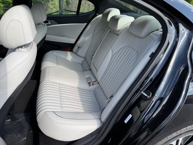 Photo of 2025 Vik Black Genesis G70
