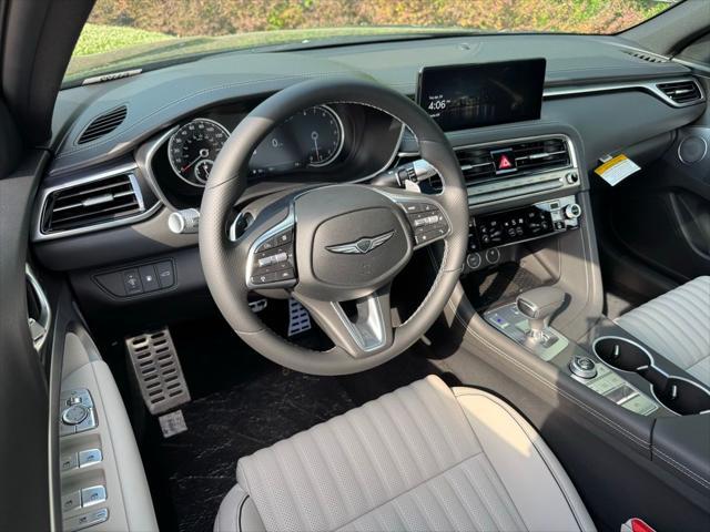 Photo of 2025 Vik Black Genesis G70