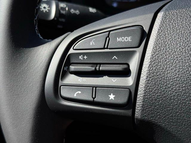 Photo of 2025 Ecotronic Gray w/Black Roof Hyundai VENUE