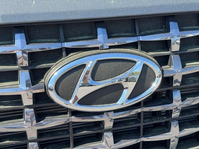 Photo of 2025 Ecotronic Gray w/Black Roof Hyundai VENUE