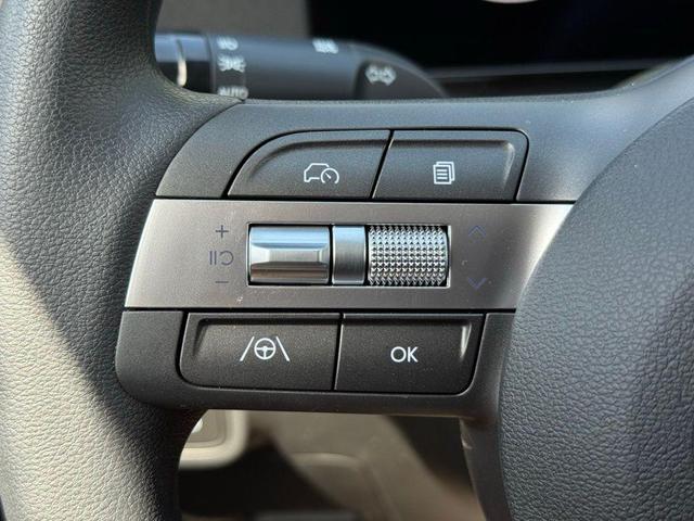 Photo of 2025 Neoteric Yellow Hyundai KONA