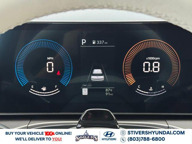 Photo of 2025 Phantom Black Hyundai SANTA FE