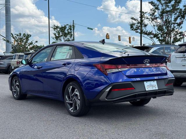 Photo of 2025 Intense Blue Hyundai ELANTRA