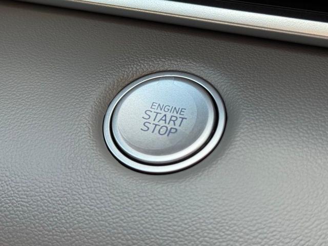 Photo of 2025 Intense Blue Hyundai ELANTRA
