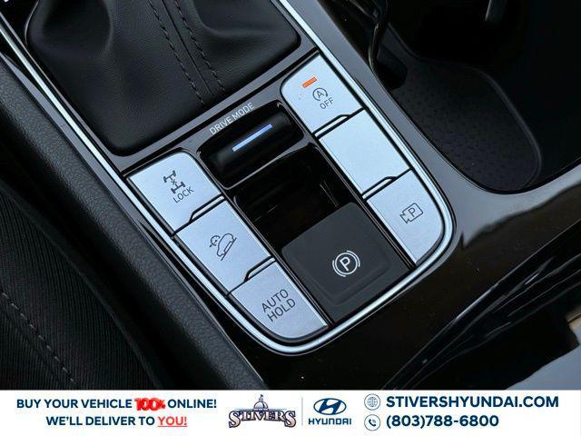 Photo of 2025 Phantom Black Hyundai TUCSON