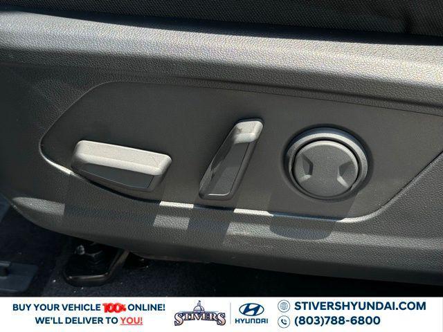 Photo of 2025 Phantom Black Hyundai TUCSON