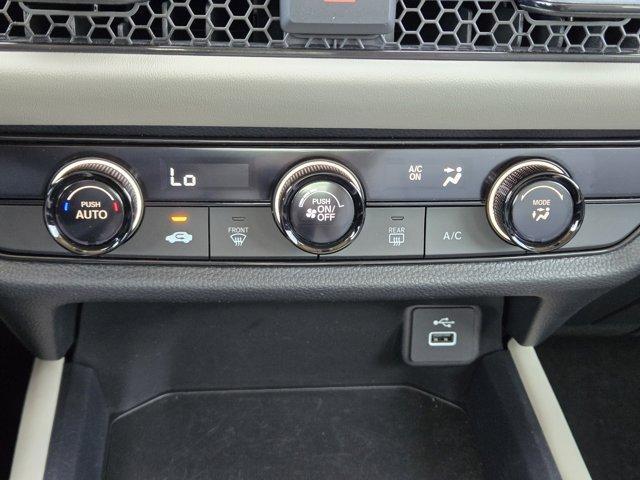 Photo of 2024 Platinum White Pearl Honda HR-V
