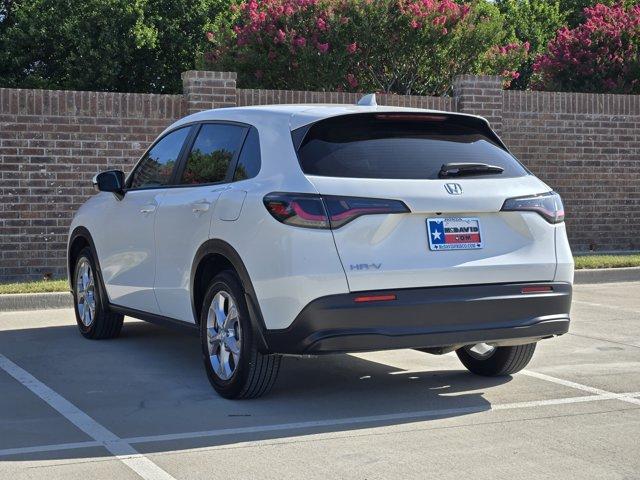 Photo of 2024 Platinum White Pearl Honda HR-V