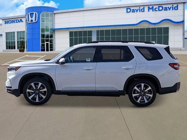 Photo of 2025 Platinum White Pearl Honda Pilot