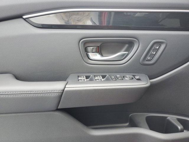 Photo of 2025 Radiant Red Metallic II Honda Pilot