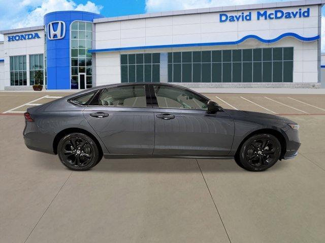 Photo of 2025 Meteorite Gray Metallic Honda Accord