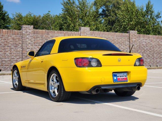 Photo of 2001 Spa Yellow Pearl Honda S2000