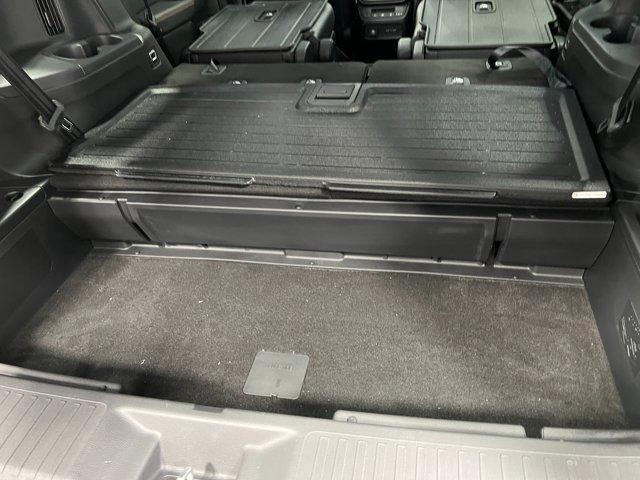 Photo of 2025 Lunar Silver Metallic Honda Pilot