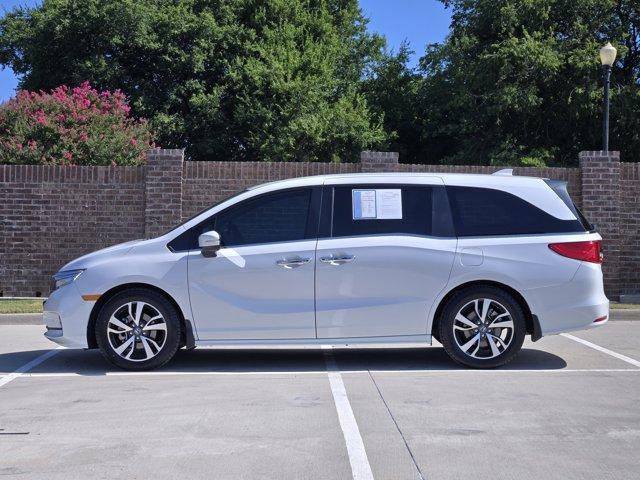Photo of 2024 Platinum White Pearl Honda Odyssey