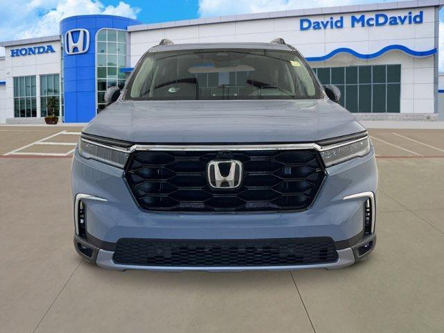 Photo of 2025 Sonic Gray Pearl Honda Pilot