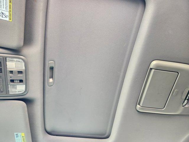 Photo of 2013 Taffeta White Honda Pilot
