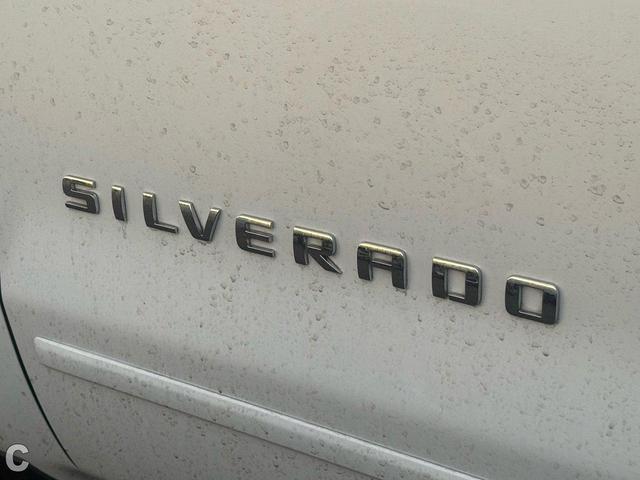 Photo of 2018 Summit White Chevrolet Silverado 1500