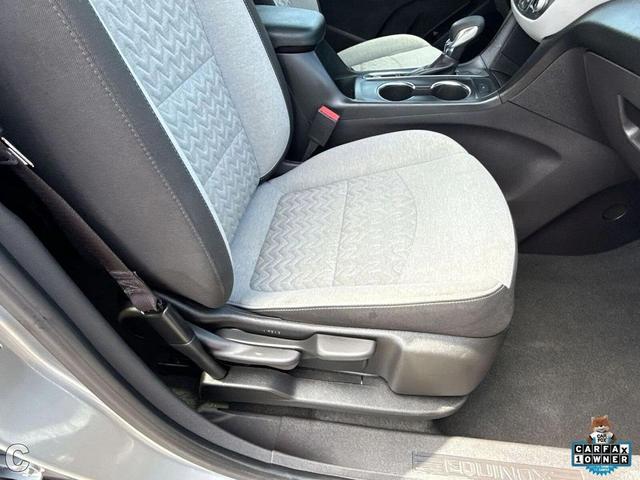 Photo of 2024 Exterior, Sharkskin Met-1 (130h) Chevrolet Equinox