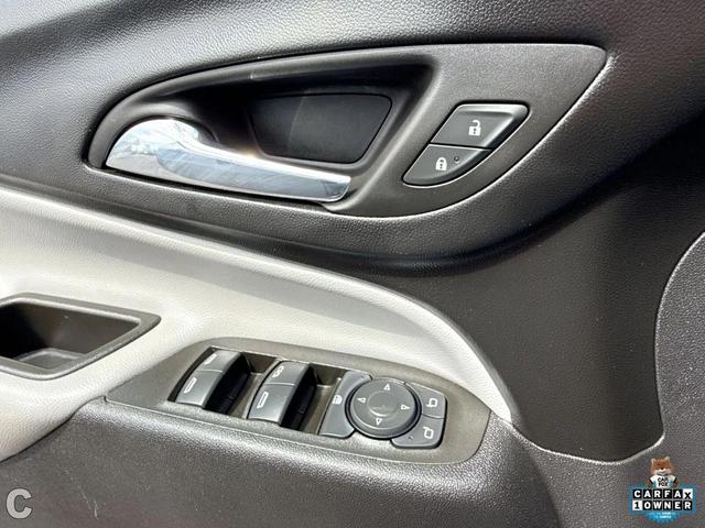 Photo of 2024 Exterior, Sharkskin Met-1 (130h) Chevrolet Equinox