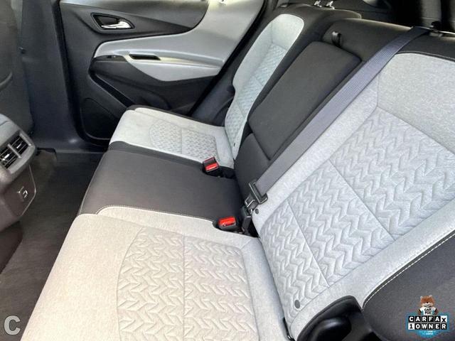 Photo of 2024 Exterior, Sharkskin Met-1 (130h) Chevrolet Equinox