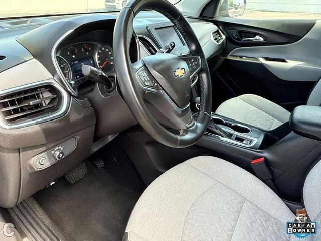 Photo of 2024 Exterior, Sharkskin Met-1 (130h) Chevrolet Equinox