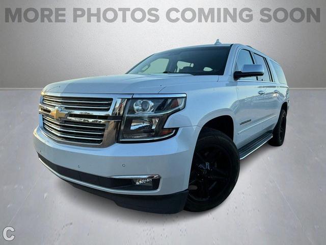 Photo of 2018 Iridescent Pearl Tricoat Chevrolet Suburban