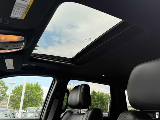 Photo of 2022 Sting-Gray Clearcoat Jeep Grand Cherokee