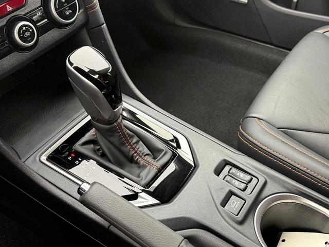 Photo of 2022 Crystal White Pearl Subaru Crosstrek