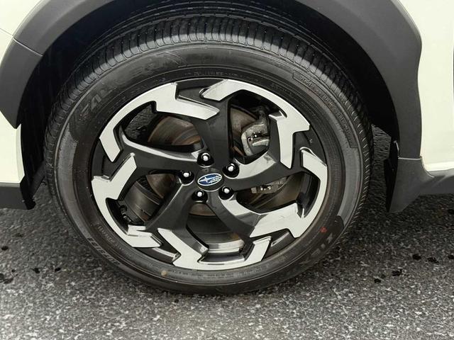 Photo of 2022 Crystal White Pearl Subaru Crosstrek