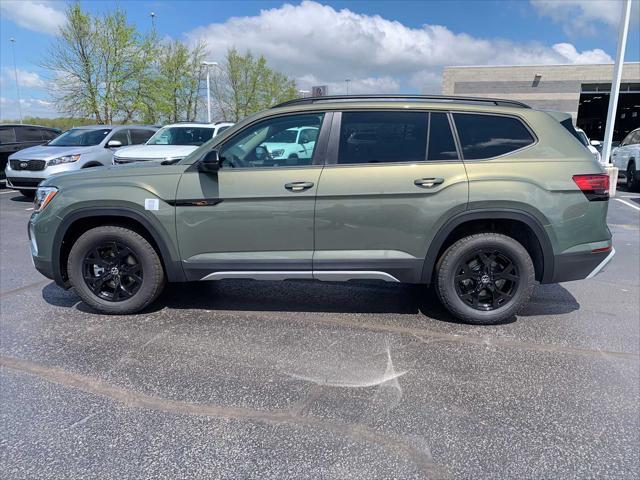 Photo of 2025 Avocado Green Pearl Volkswagen Atlas
