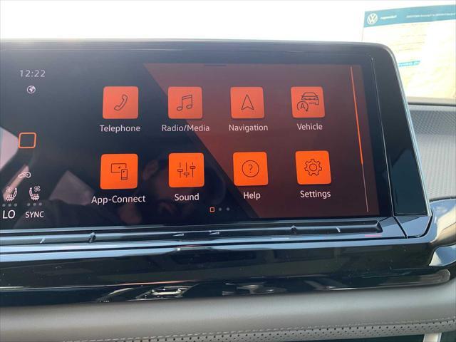 Photo of 2025 Avocado Green Pearl Volkswagen Atlas