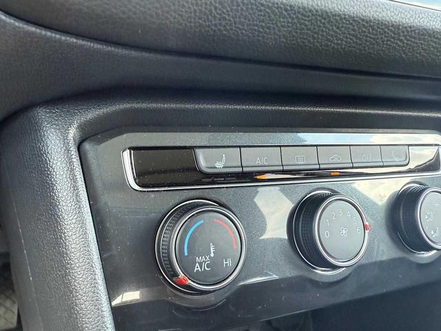 Photo of 2024 Atlantic Blue Metallic Volkswagen Tiguan