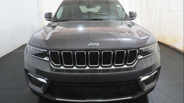 Photo of 2023 Baltic Gray Metallic Clearcoat Jeep Grand Cherokee