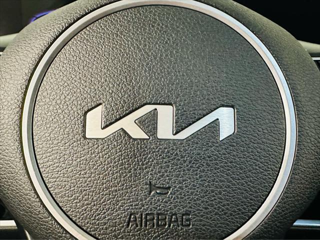 Photo of 2023 Wolf Gray Kia Sportage