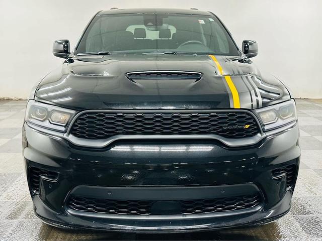 Photo of 2023 DB Black Clearcoat Dodge Durango