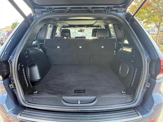 Photo of 2021 Slate Blue Pearlcoat Jeep Grand Cherokee