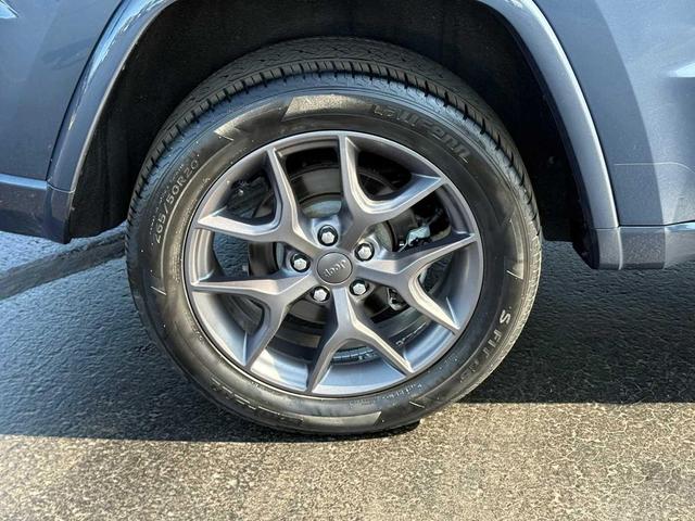 Photo of 2021 Slate Blue Pearlcoat Jeep Grand Cherokee