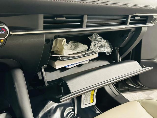 Photo of 2025 Machine Gray Metallic Mazda Mazda3