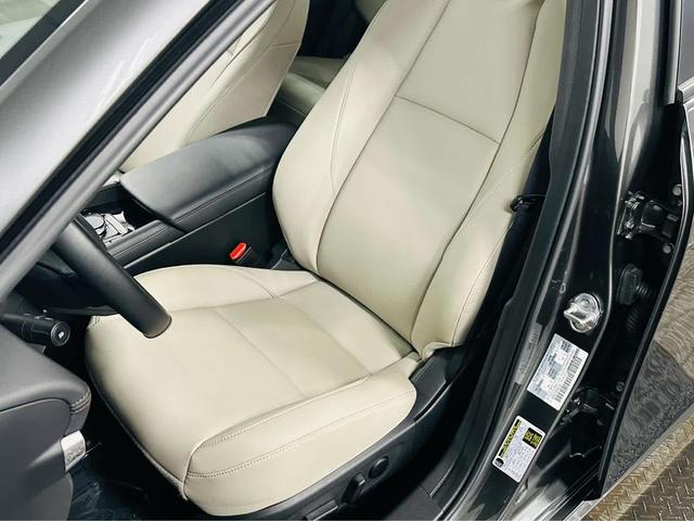 Photo of 2025 Machine Gray Metallic Mazda Mazda3