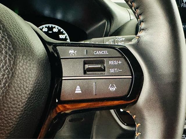 Photo of 2025 Crystal Black Pearl Honda HR-V