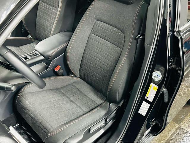 Photo of 2025 Crystal Black Pearl Honda HR-V