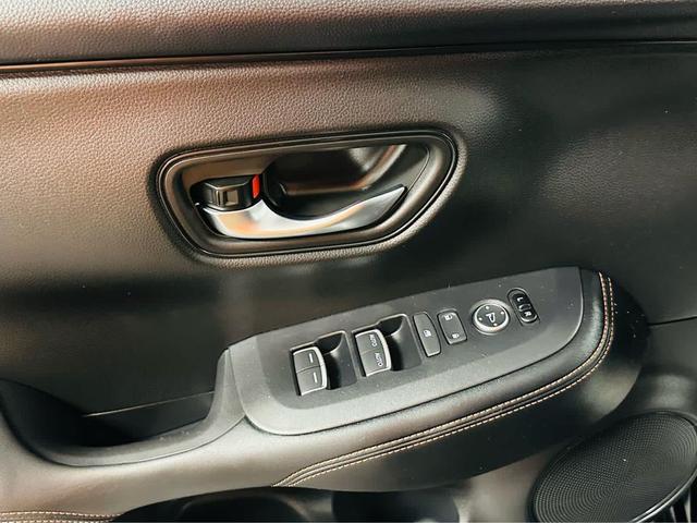 Photo of 2025 Crystal Black Pearl Honda HR-V