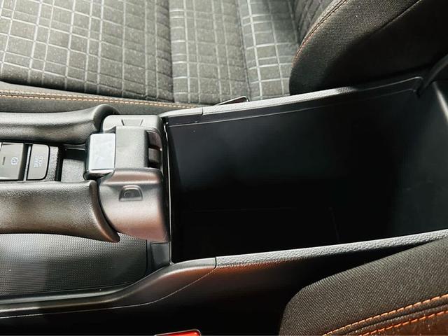 Photo of 2025 Crystal Black Pearl Honda HR-V