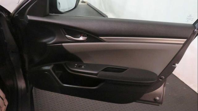 Photo of 2020 Modern Steel Metallic Honda Civic