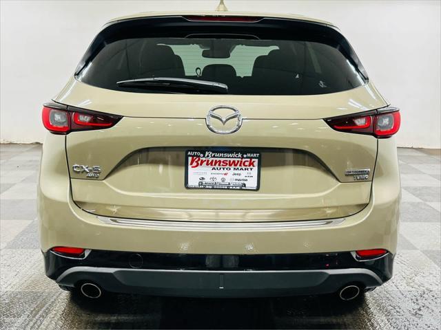 Photo of 2024 Zircon Sand Metallic Mazda CX-5