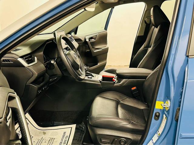 Photo of 2022 Cavalry Blue w/Ice Edge Roof Toyota RAV4